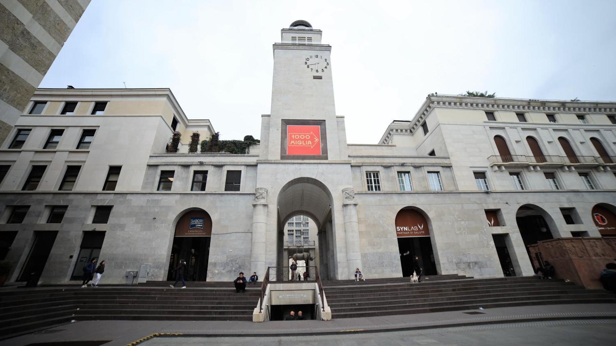 Vittoria Tre Piazze * Brescia